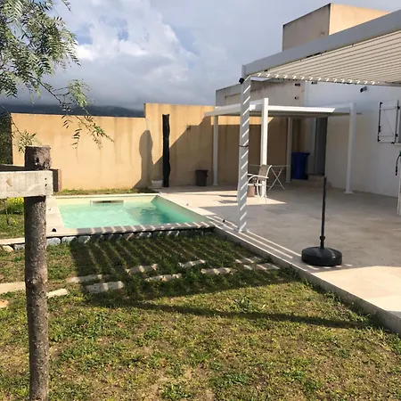 Patio *